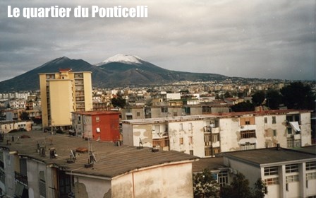 Histoire des Petites Soeurs à Naples_Naples quartier ponticelli_legende